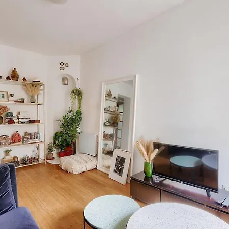 Lovely 1 Bedroom Flat Near Colonel Fabien Metro Station Appartamento *